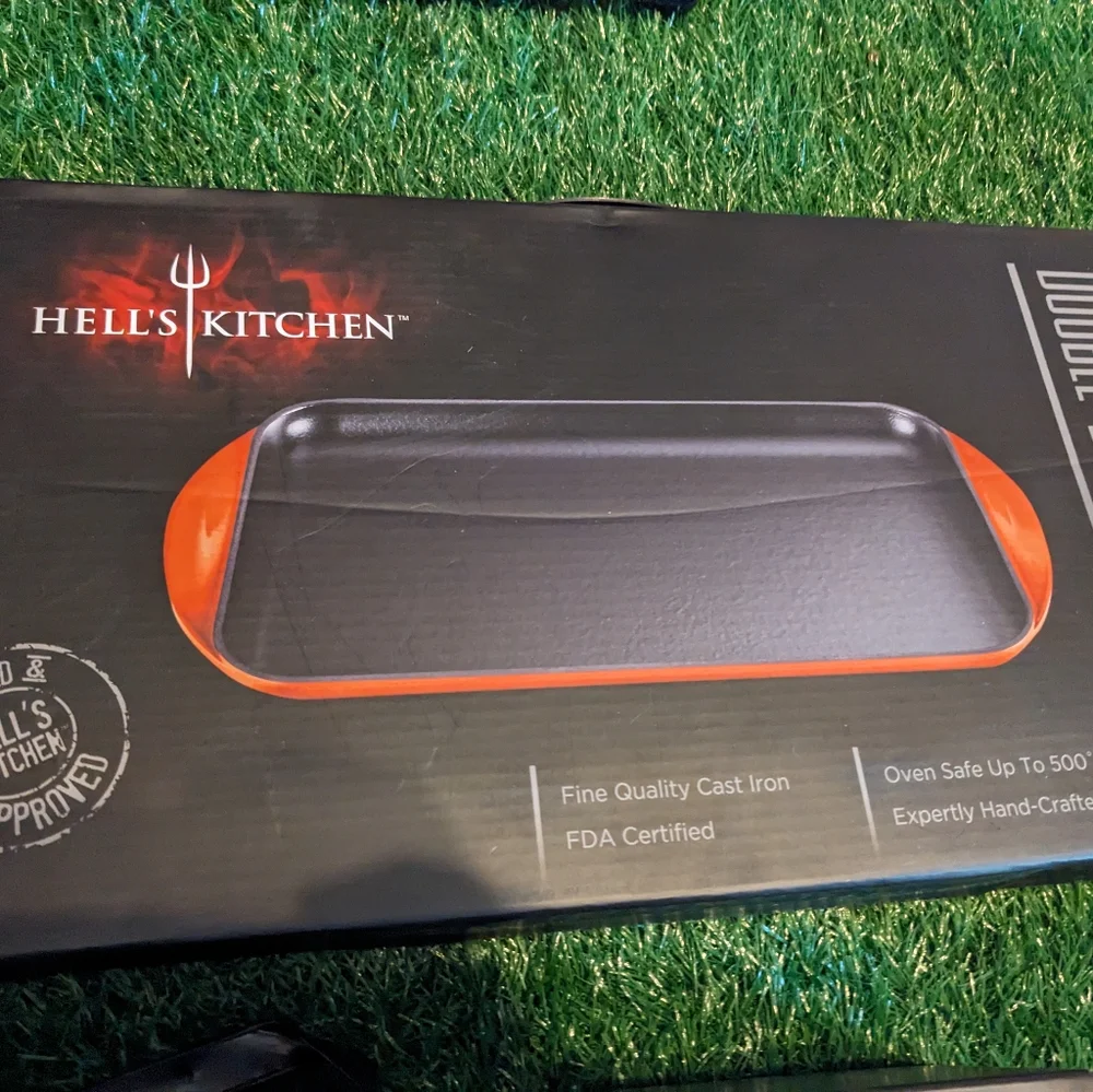 Unopened Hell's Kitchen Set - Picture 3 of 6